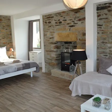 Les Chambres De Lola Guest house 3*
